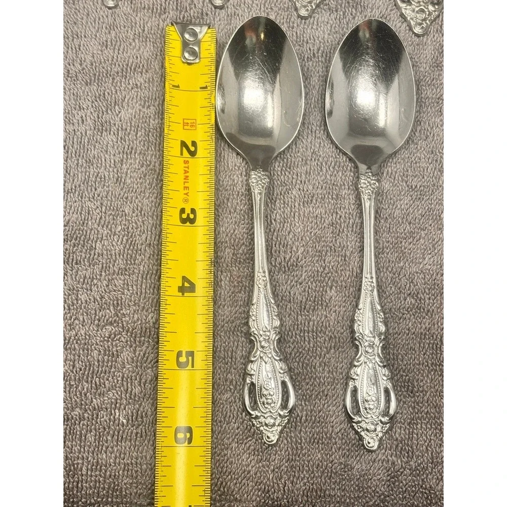 Oneida Monte Carlo Spoons Set of 7 Silver Stainless Baroque Floral Ornate
